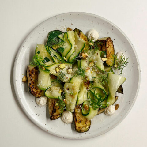 Zucchinisalat mit Ricotta