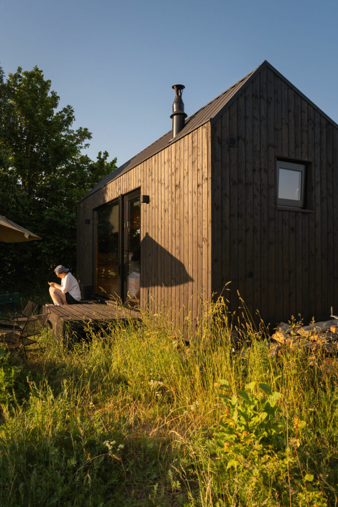 Raus Cabin