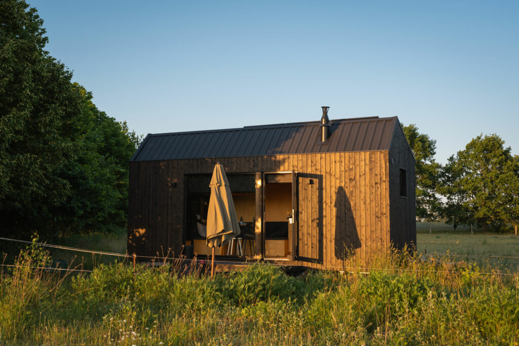 Raus Cabin