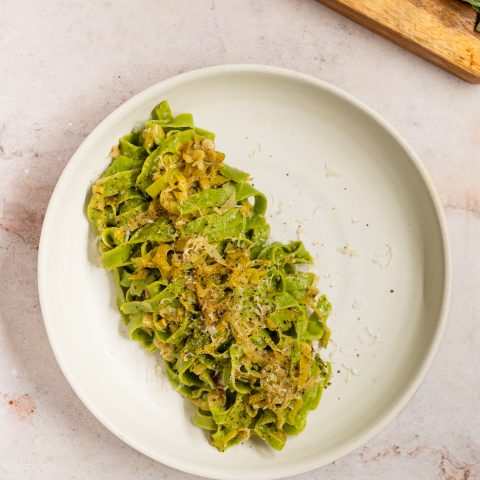 Grüne Pasta mit Lauch
