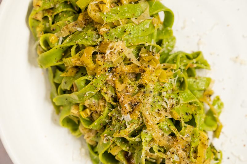 Grüne Pasta mit Lauch