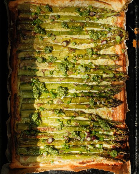 Spargeltarte mit Ricotta und Bärlauchpesto